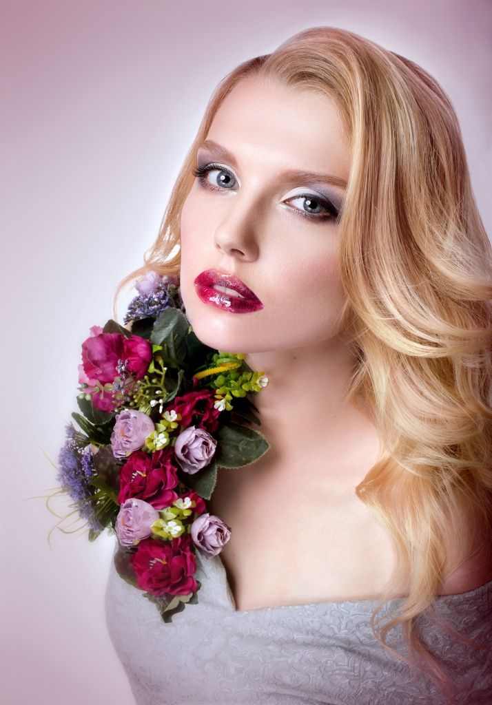Летний макияж блондинки Мартынова make-up atelier