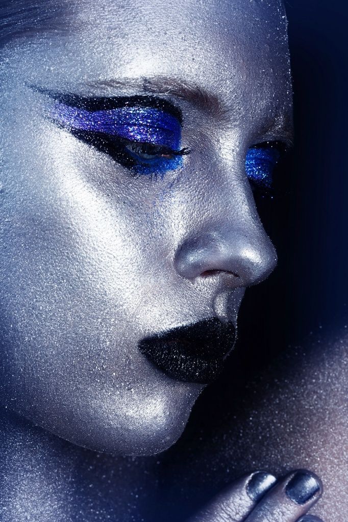 Make-up Nelly Morena макияж серебряный фейс арт