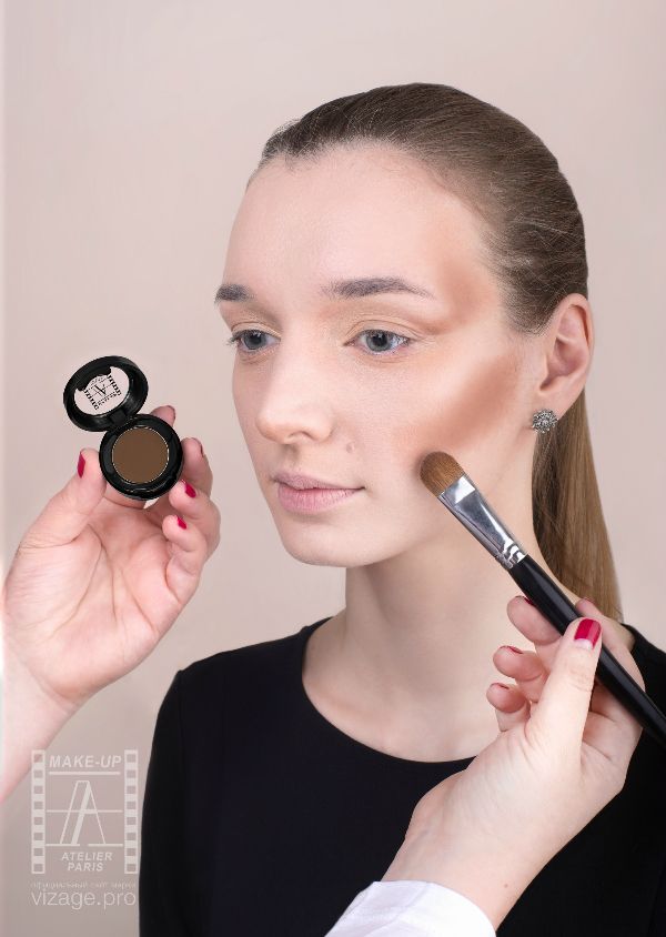 Корректор рельефа лица коричневый кремовый make up atelier